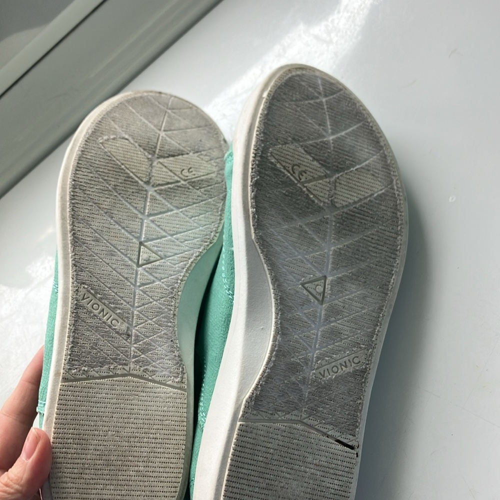 Vionic beach mint Green Canvas pismo Sneakers women’s size 10 - Picture 9 of 9